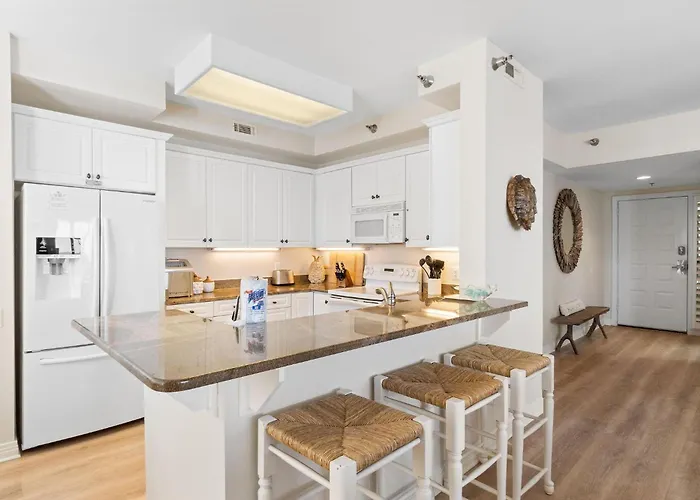 Colony West 6d *